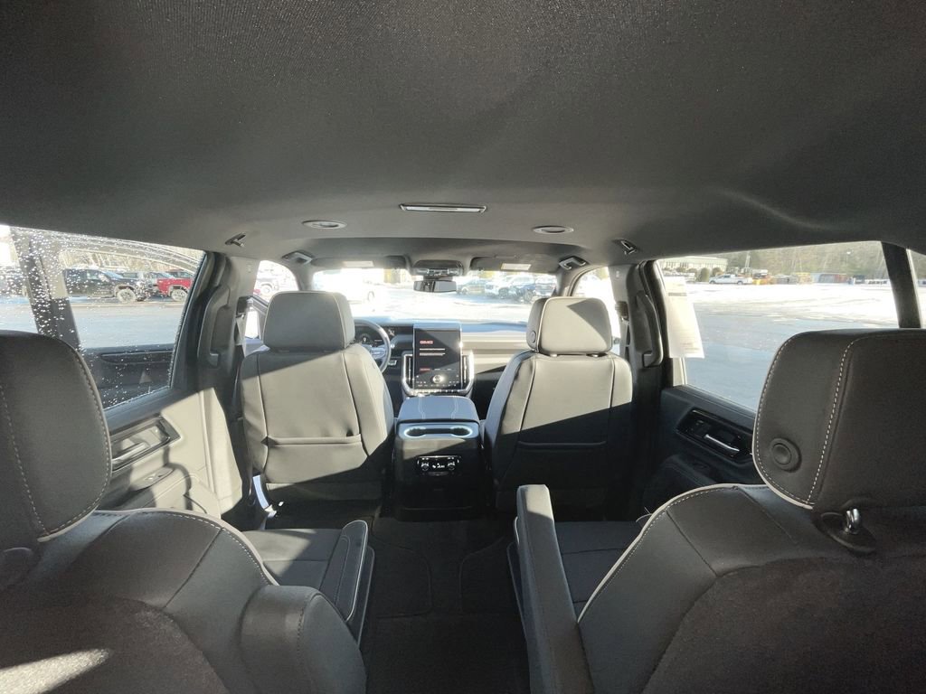 New 2026 GMC Yukon XL Elevation image 26