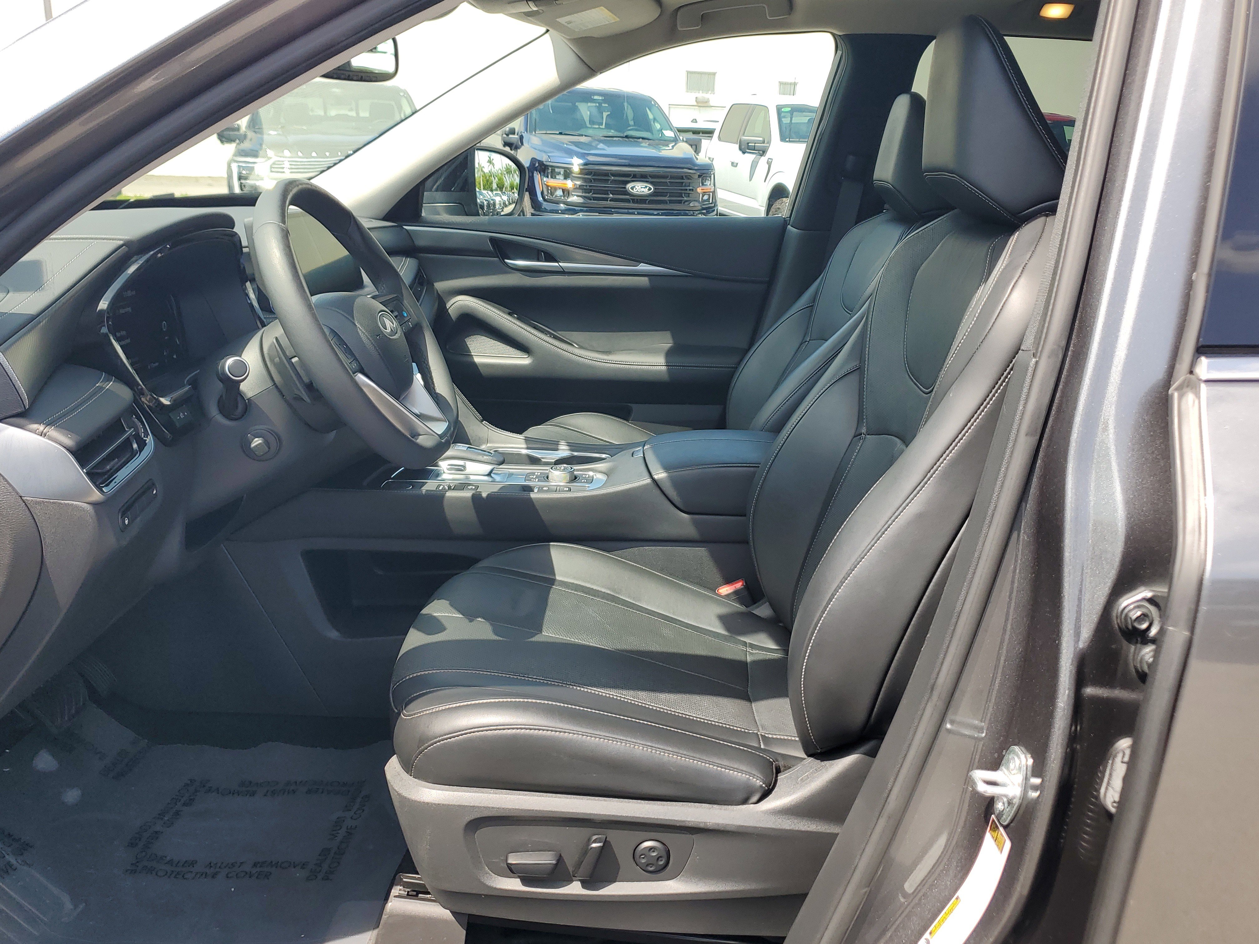 Used 2022 INFINITI QX60 Luxe w/ Cargo Package FWD image 10