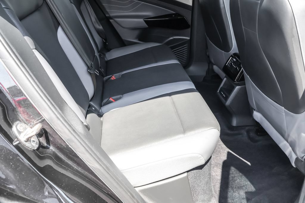 Certified 2023 Volkswagen ID.4 Pro S AWD/4WD image 34