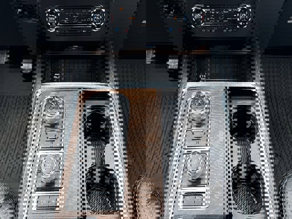 Used 2019 Ford Expedition Max Platinum image 26