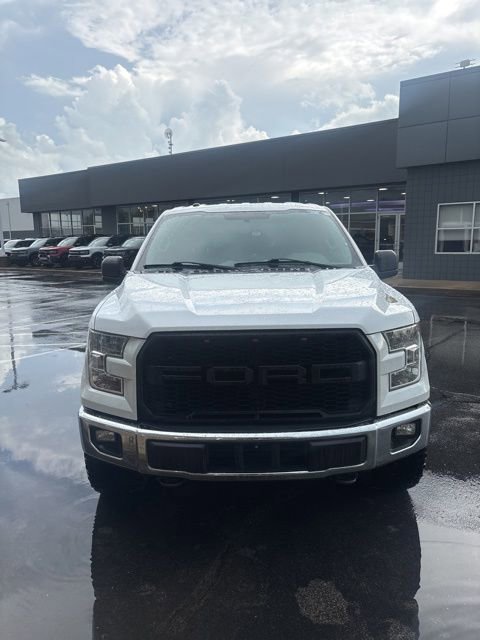 Used 2017 Ford F150 XLT AWD/4WD image 3