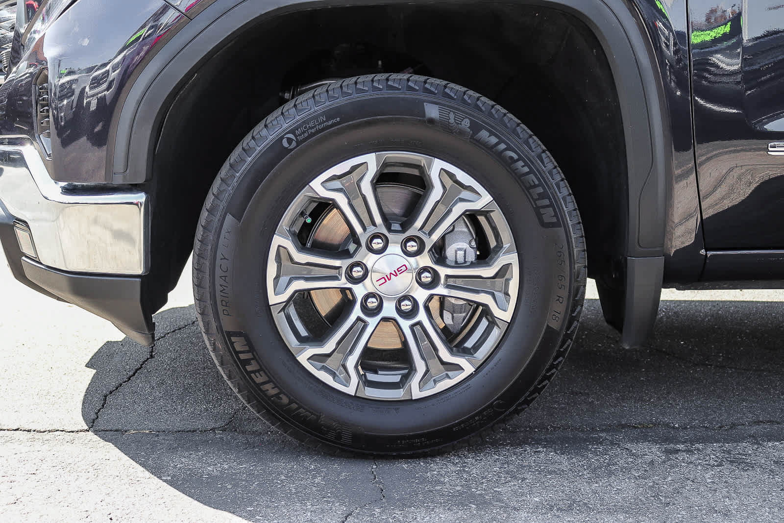 Used 2025 GMC Sierra 1500 SLT AWD/4WD image 10