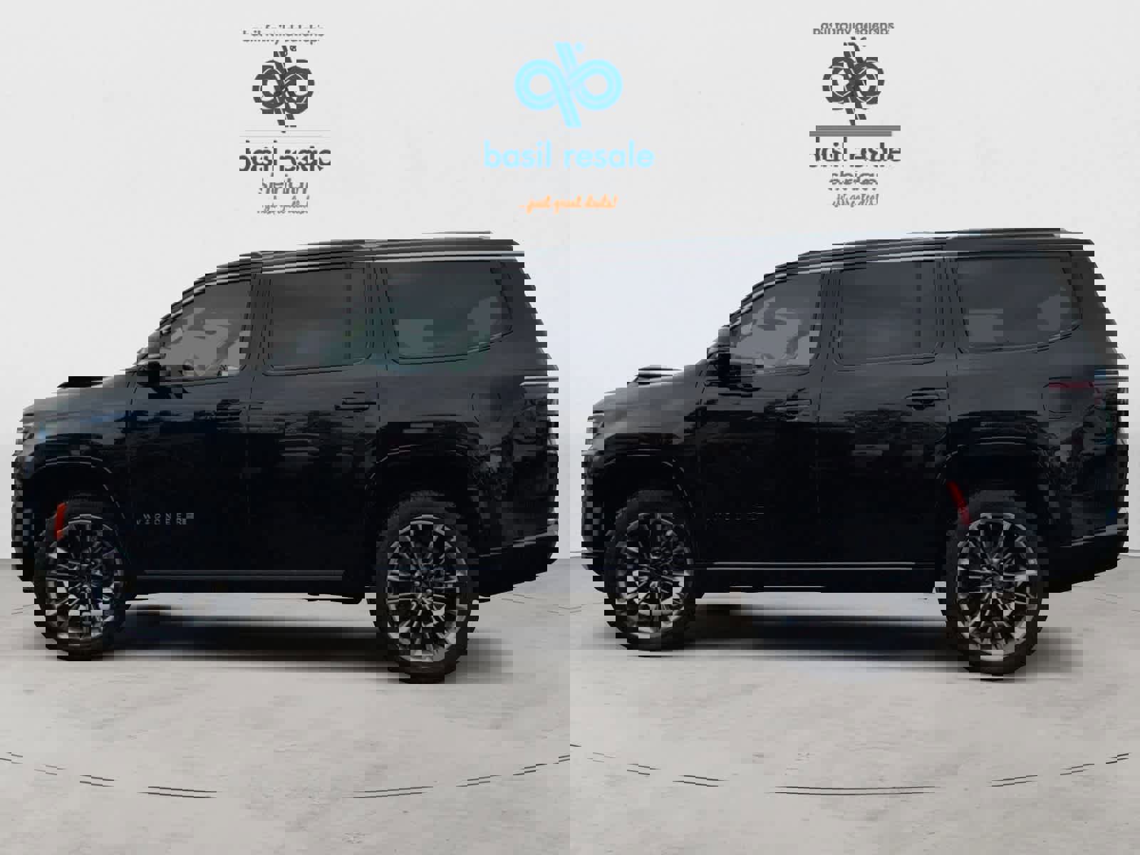 Used 2025 Jeep Wagoneer Series III w/ Premium Group I image 3