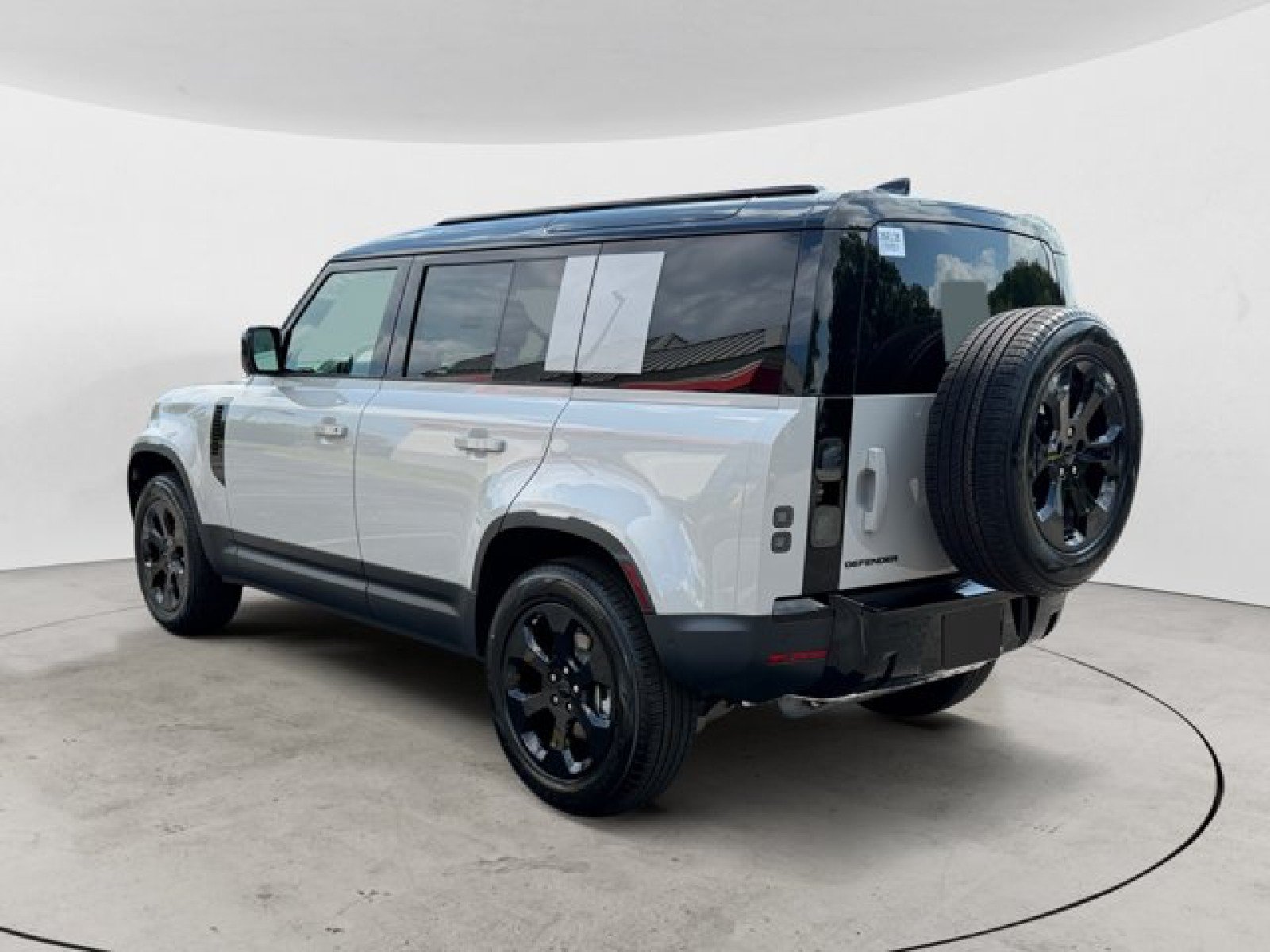 New 2026 Land Rover Defender 110 S AWD/4WD image 6