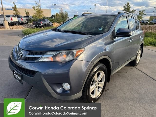 Used 2014 Toyota RAV4 XLE AWD/4WD image 4