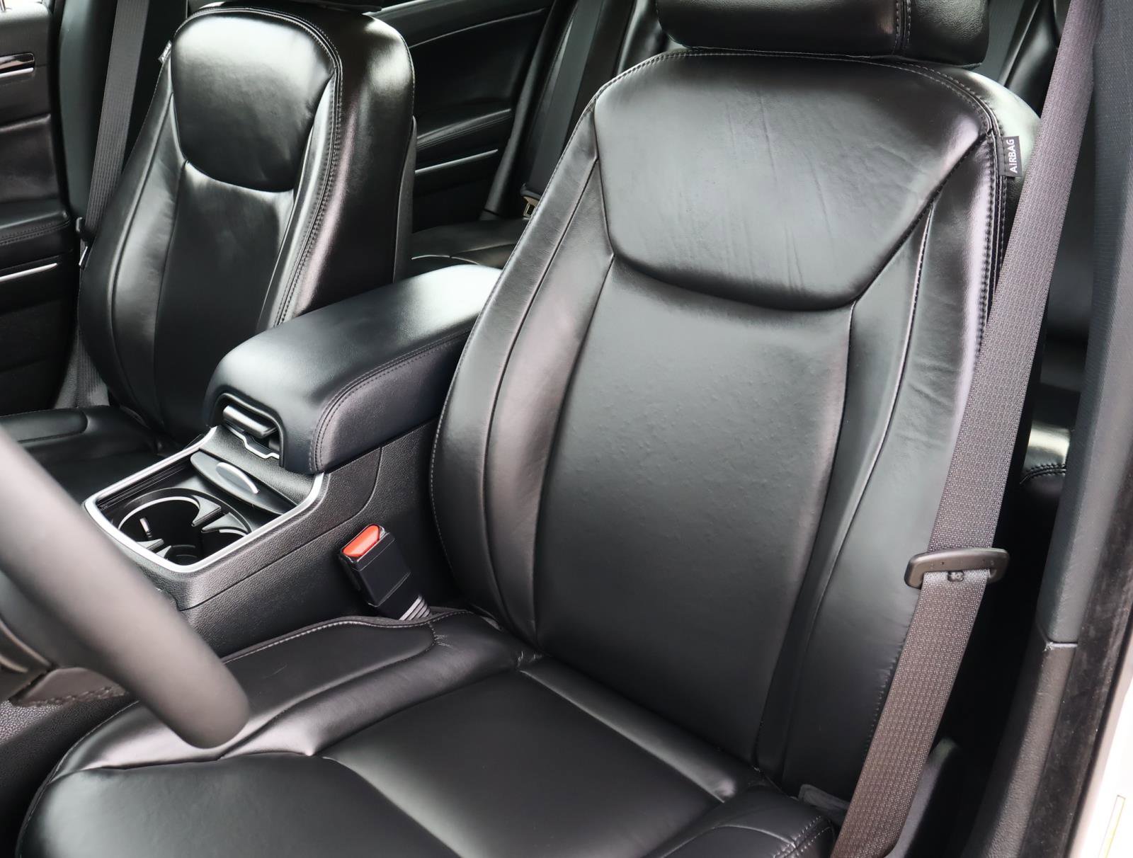 Used 2023 Chrysler 300 Touring L w/ Popular Equipment Group image 14