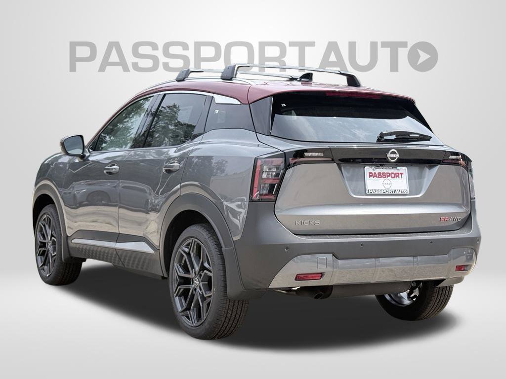 New 2026 Nissan Kicks SR w/ Cold Weather Package AWD/4WD image 4