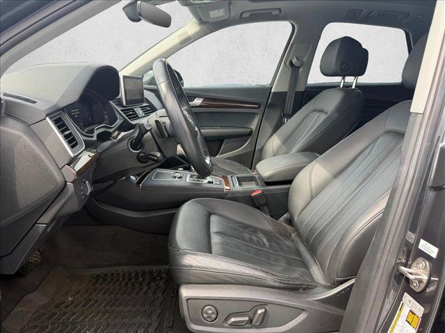 Used 2018 Audi Q5 2.0T Premium Plus w/ Premium Plus Package AWD/4WD image 11