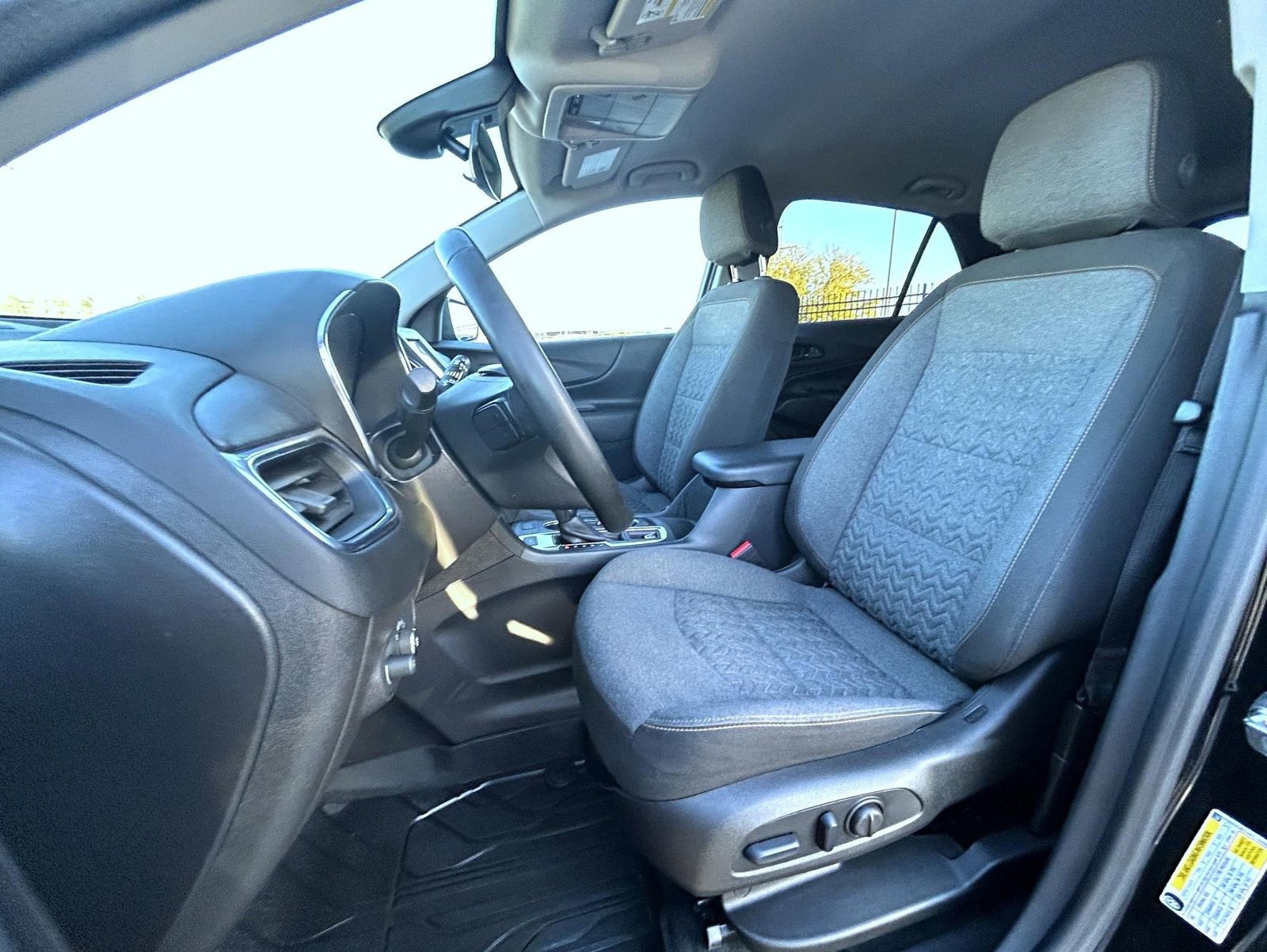 Used 2024 Chevrolet Equinox LT w/ LPO, Floor Liner Package image 10