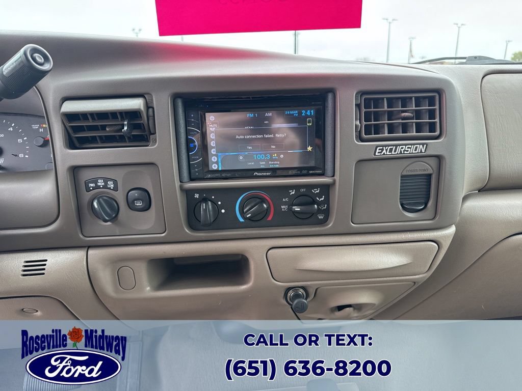 Used 2004 Ford Excursion XLT AWD/4WD image 24