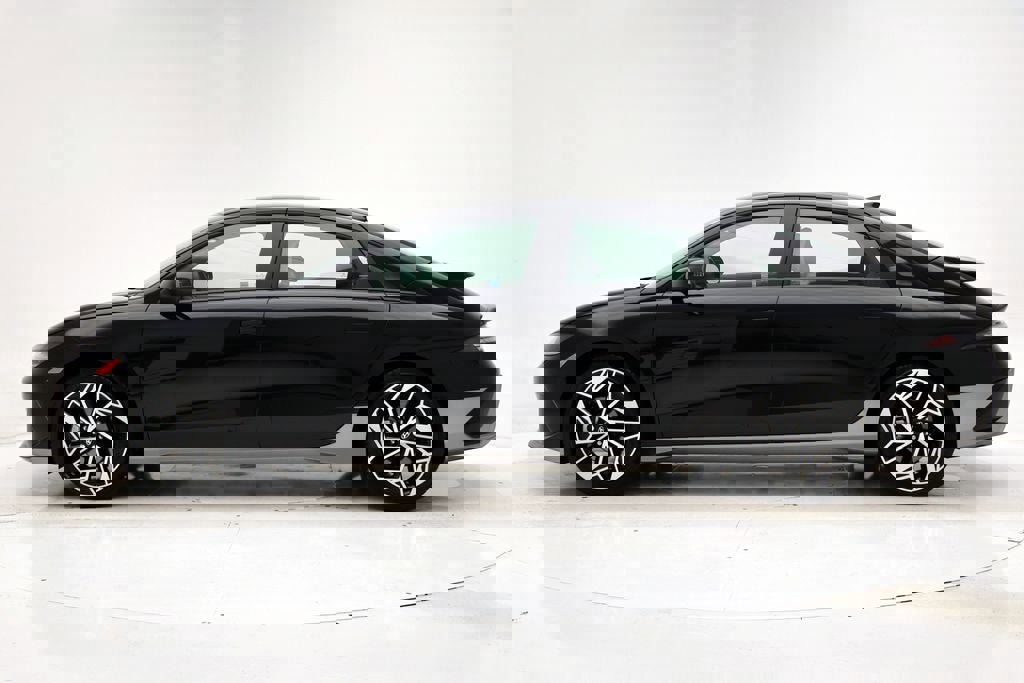 Used 2023 Hyundai Ioniq 6 SEL w/ Cargo Package image 6