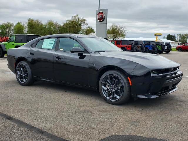 New 2026 Dodge Charger R/T w/ Blacktop Package AWD/4WD image 2