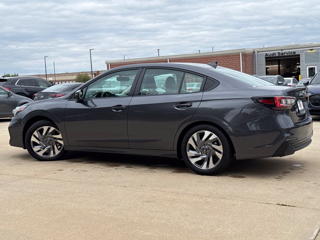 Used 2025 Subaru Legacy Limited AWD/4WD image 3