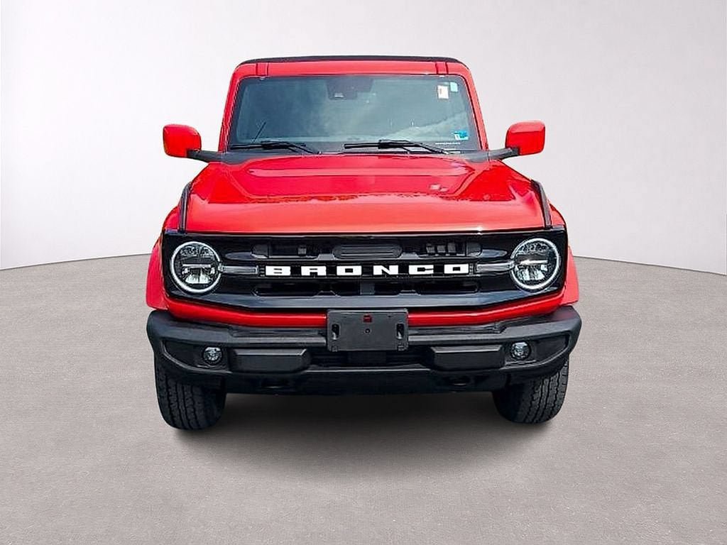 Used 2023 Ford Bronco Outer Banks AWD/4WD image 2