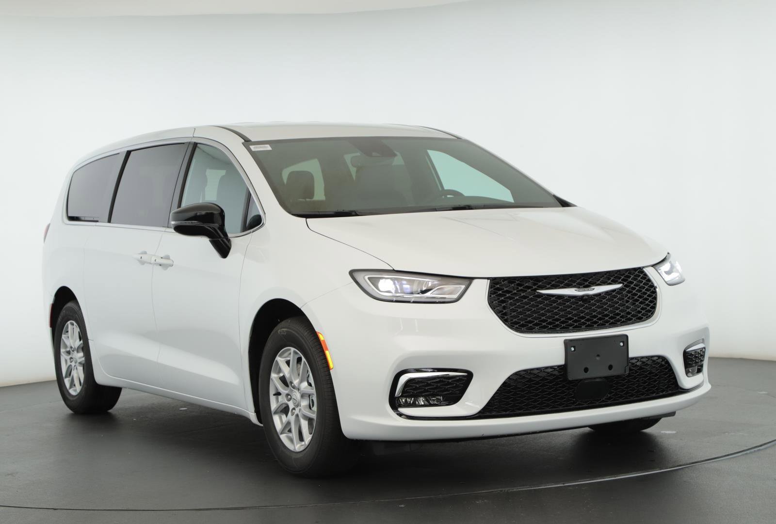 New 2026 Chrysler Pacifica Select image 1