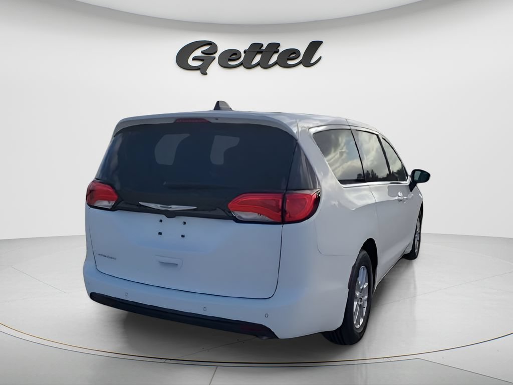 New 2026 Chrysler Voyager LX FWD image 7