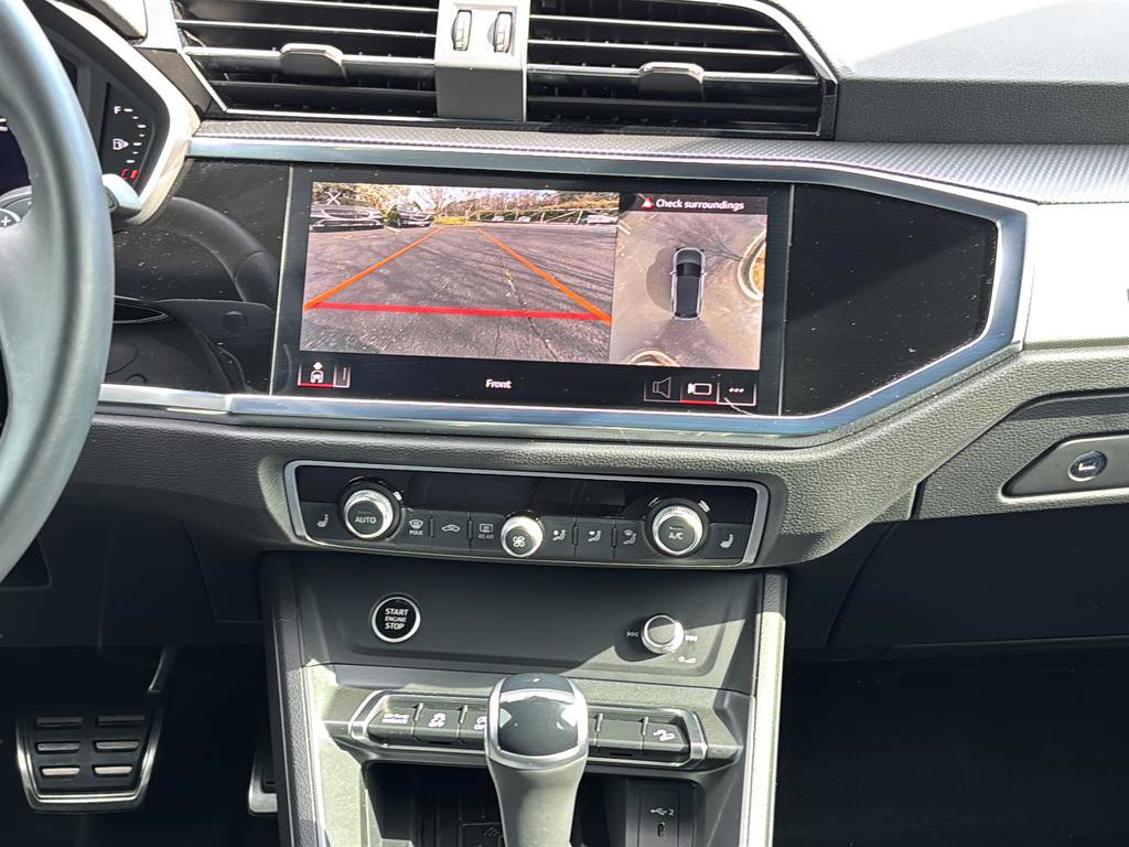 Used 2024 Audi Q3 2.0T Premium Plus image 24