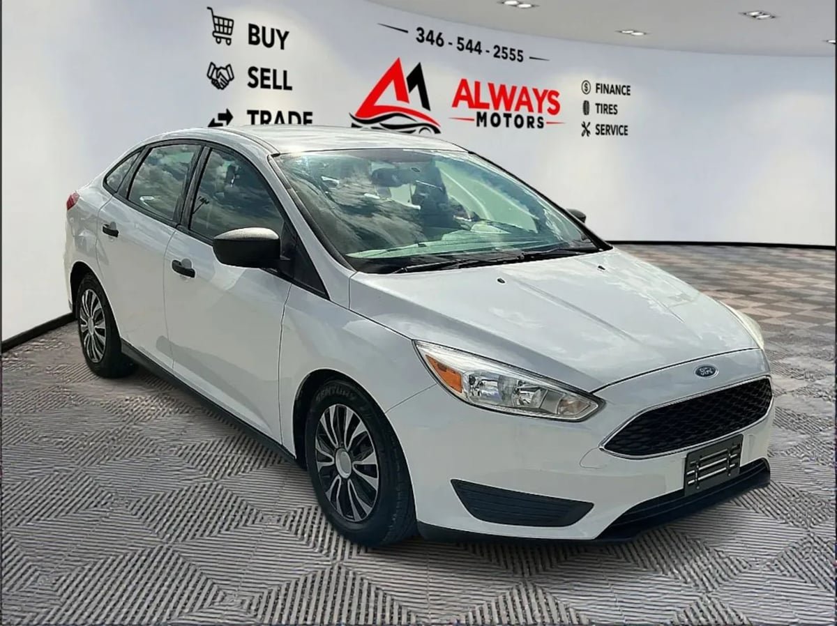 Used 2016 Ford Focus S FWD image 3