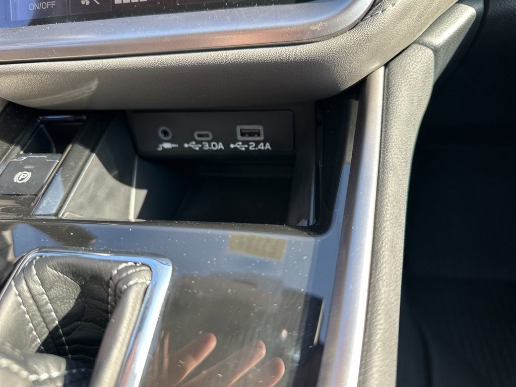 Certified 2025 Subaru Outback Onyx Edition image 16