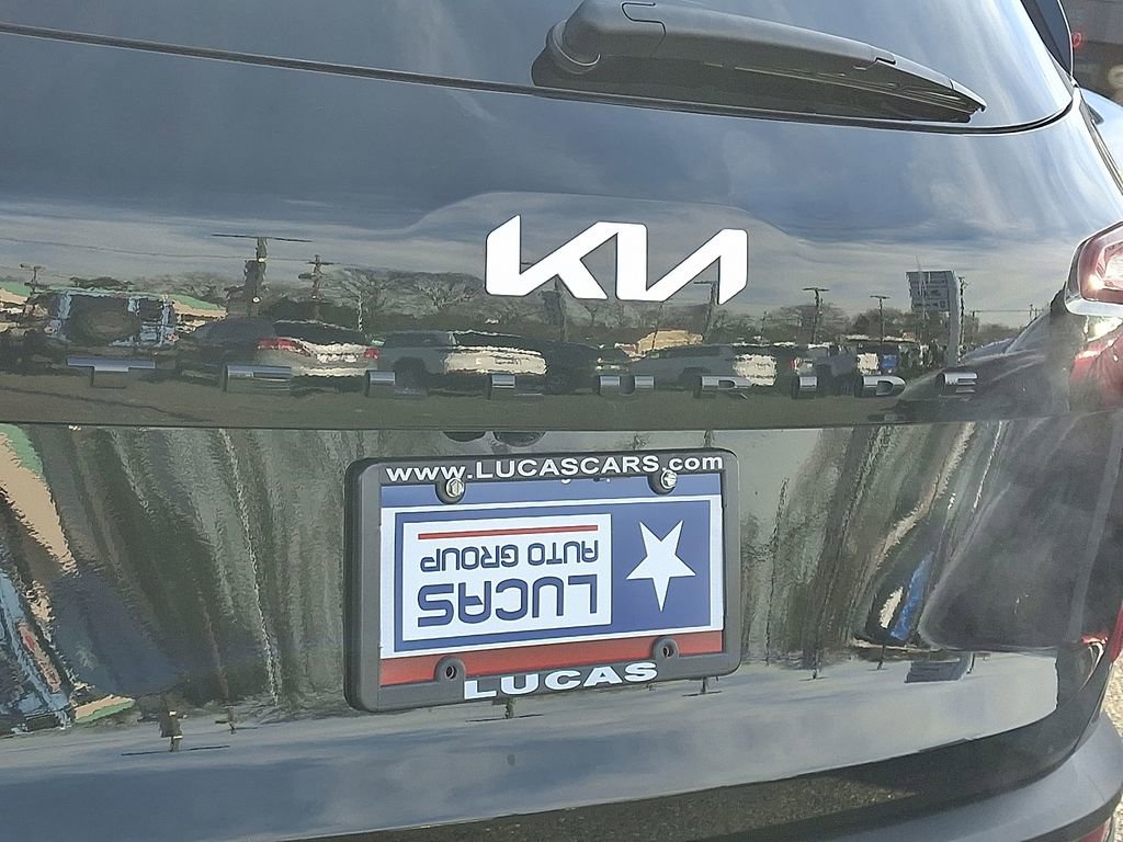 Used 2022 Kia Telluride SX w/ SX Prestige Package image 32