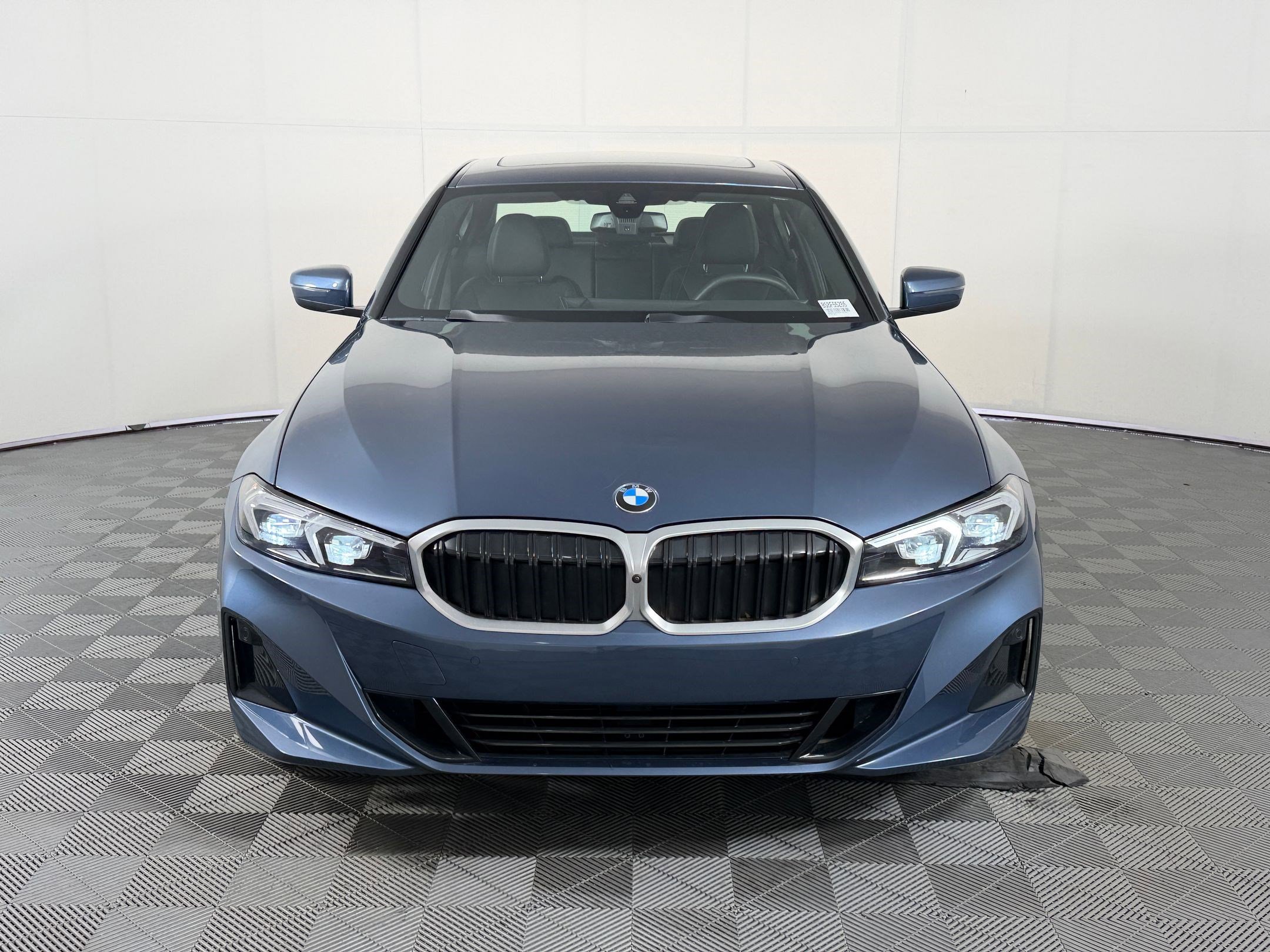 Used 2025 BMW 330i Sedan RWD image 6