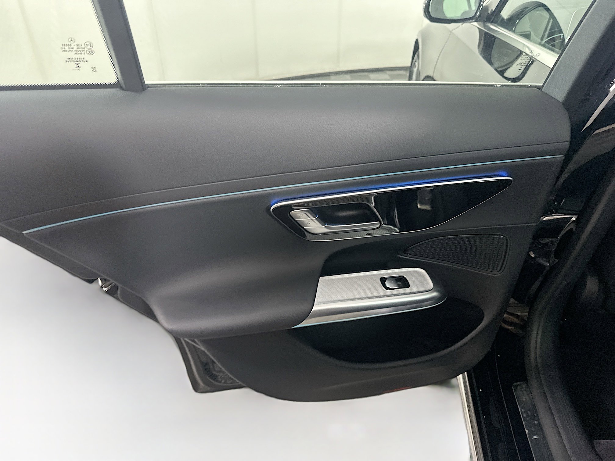 Used 2025 Mercedes-Benz E 350 Sedan image 27