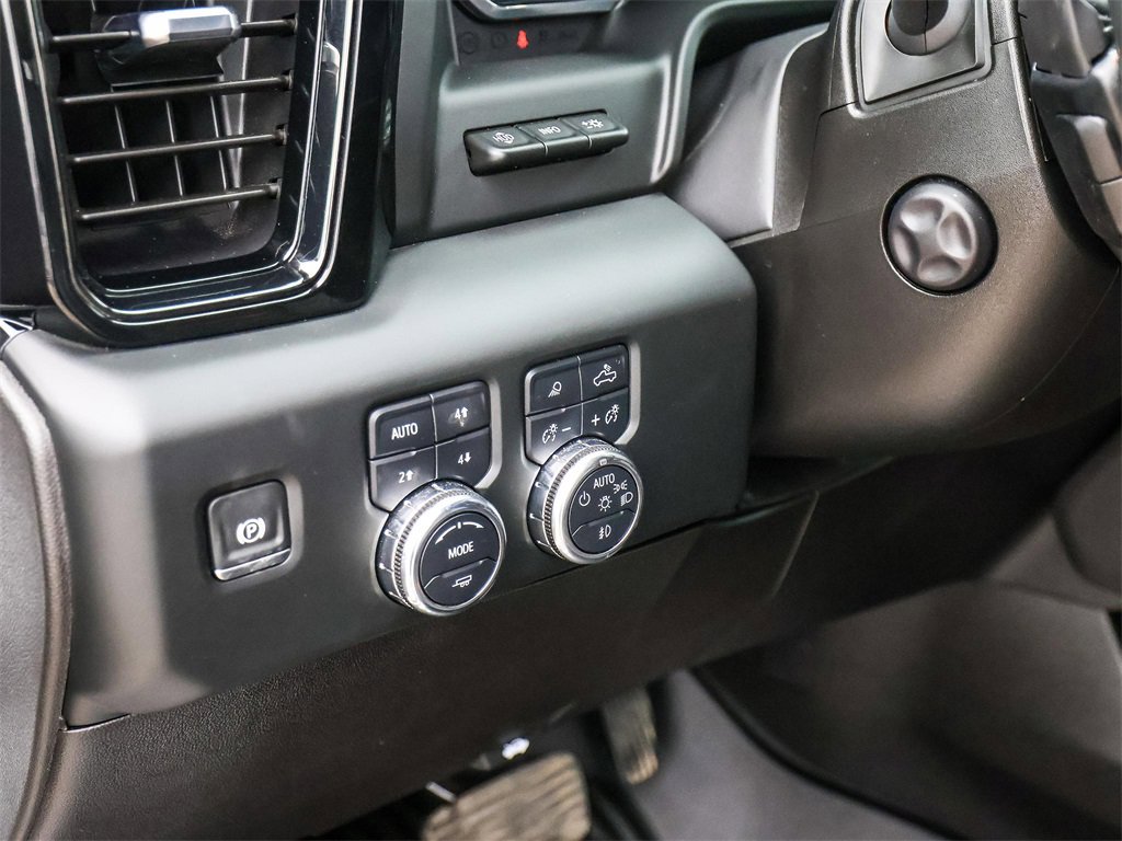 Used 2024 GMC Sierra 1500 AT4 w/ Technology Package image 30