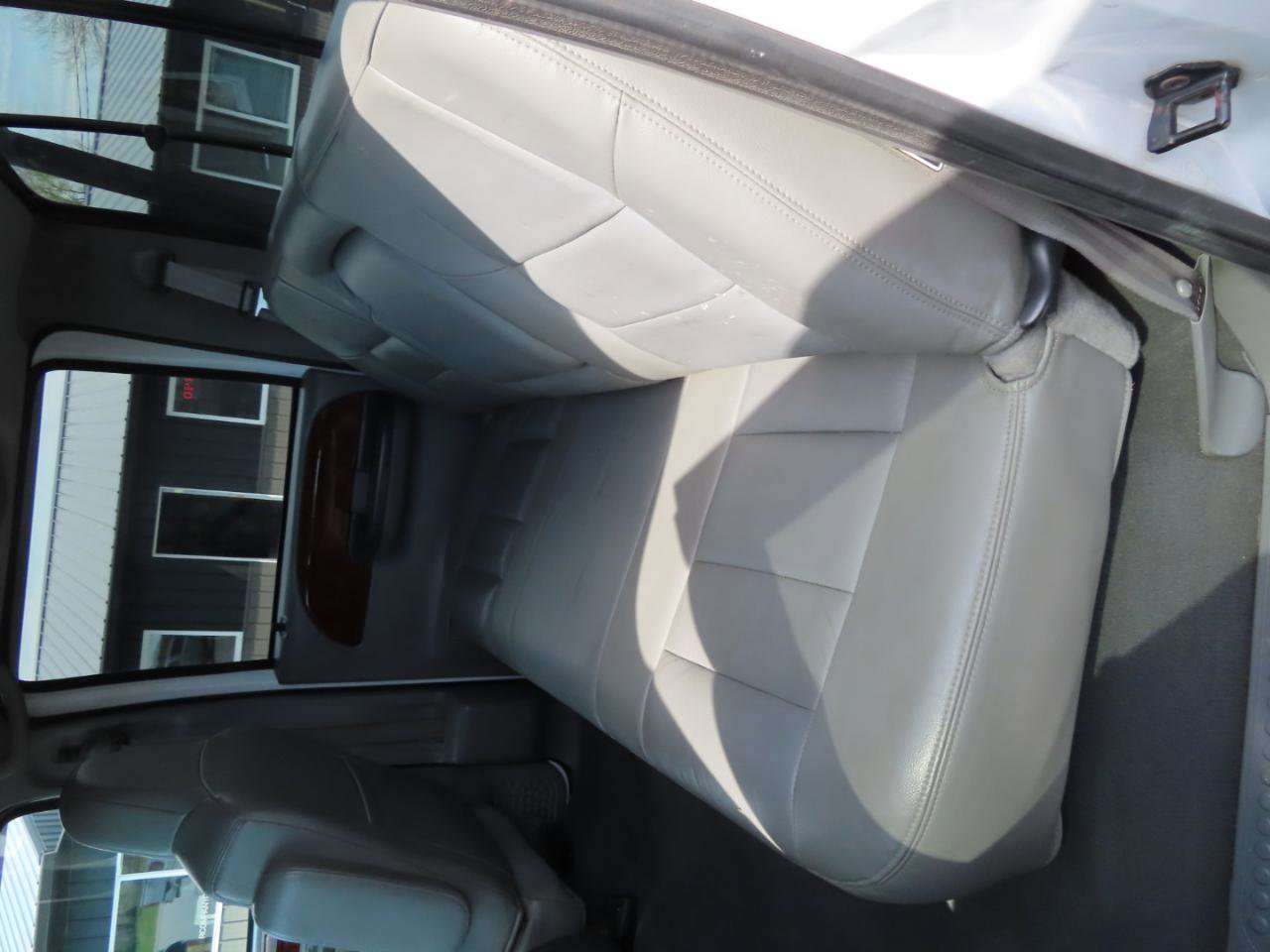 Used 2003 Ford F350 Lariat image 43