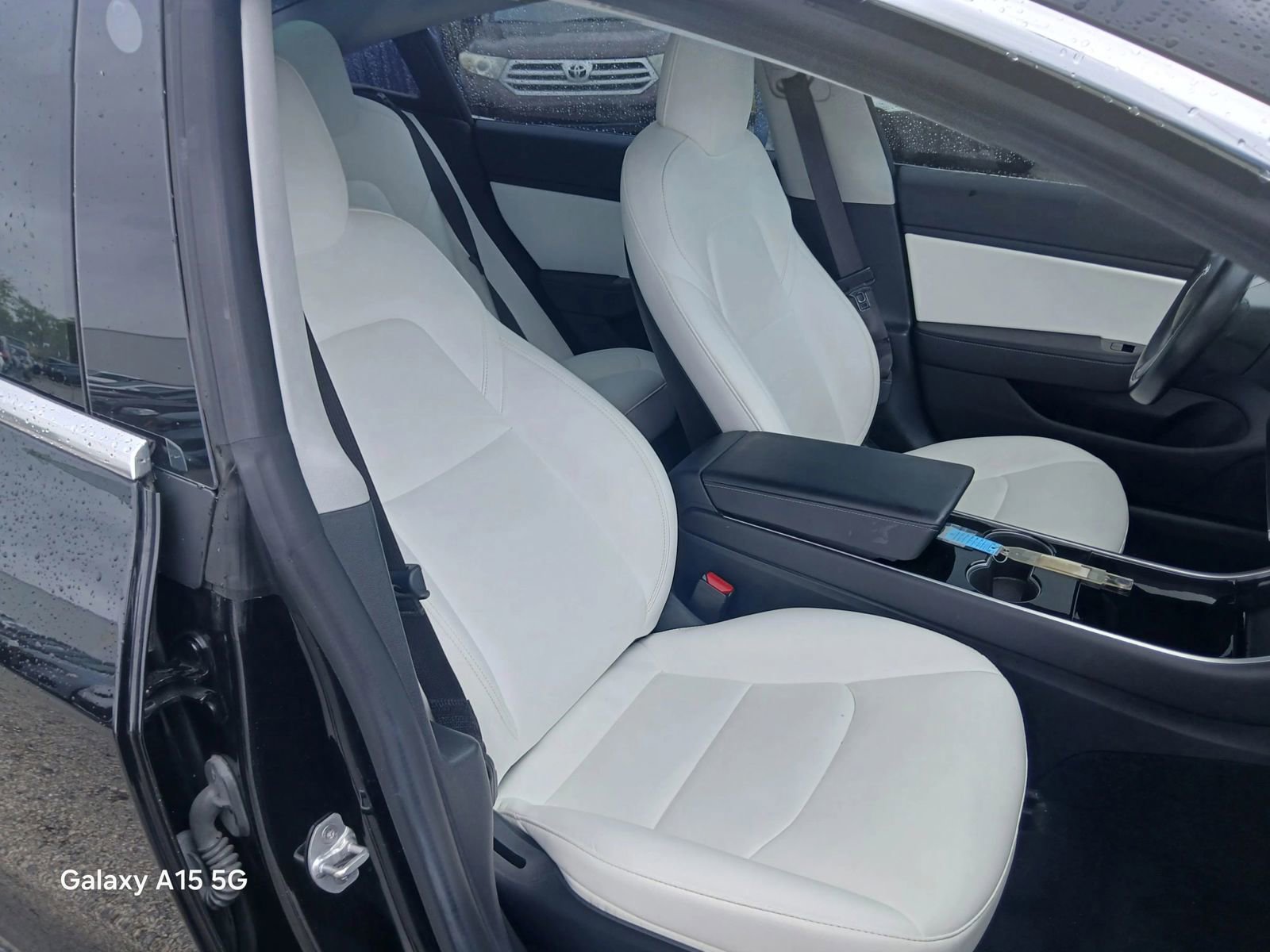 Used 2018 Tesla Model 3 Long Range AWD/4WD image 18