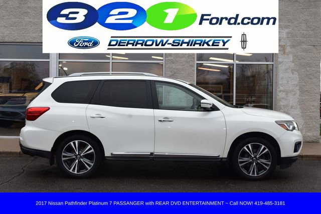 Used 2017 Nissan Pathfinder Platinum w/ Family Entertainment Package image 3