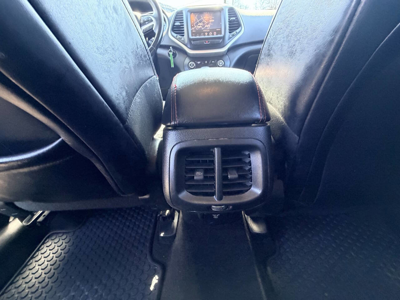 Used 2014 Jeep Cherokee Trailhawk w/ Leather Interior Group image 29