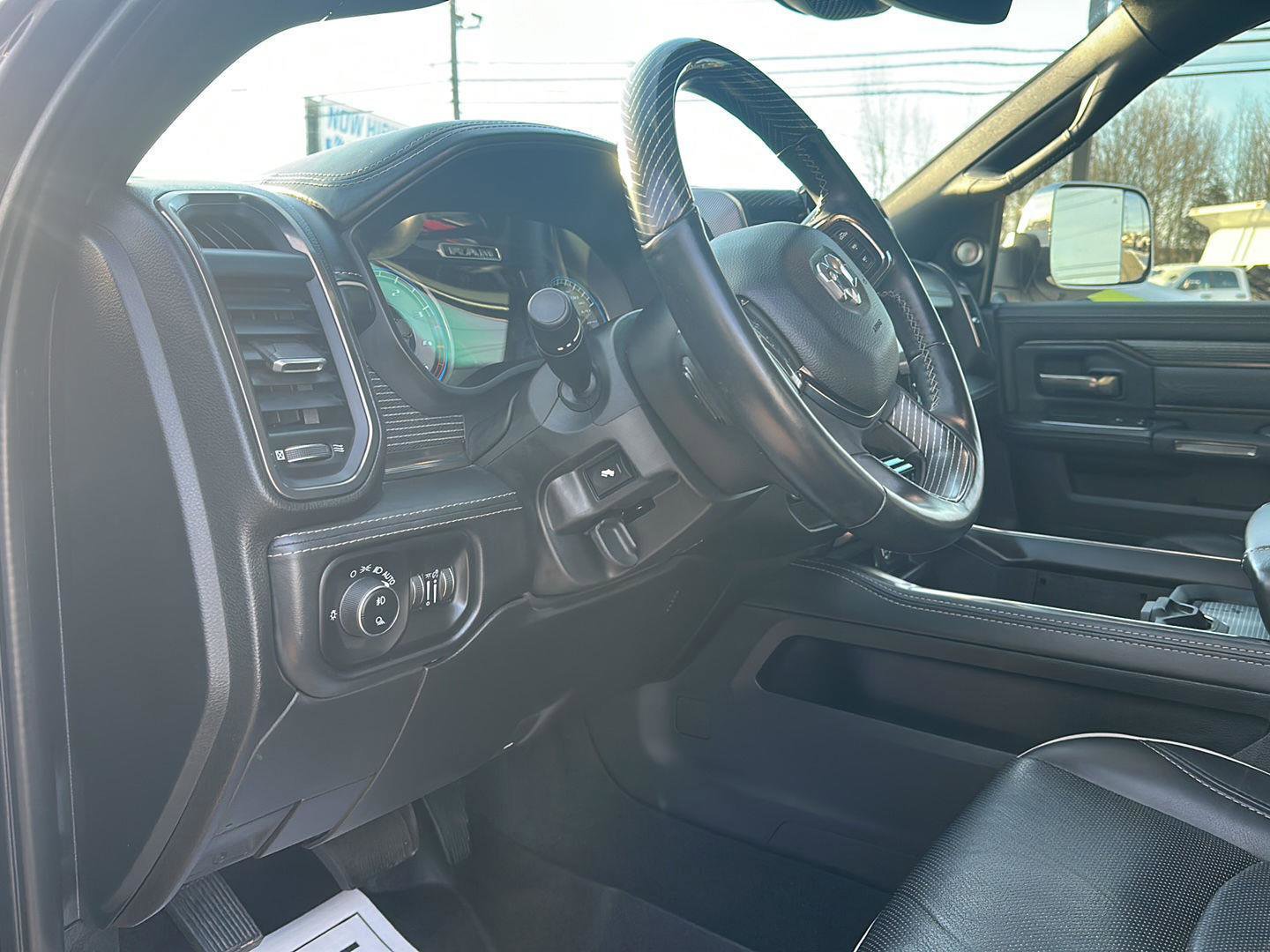 Used 2020 RAM 2500 Limited image 15