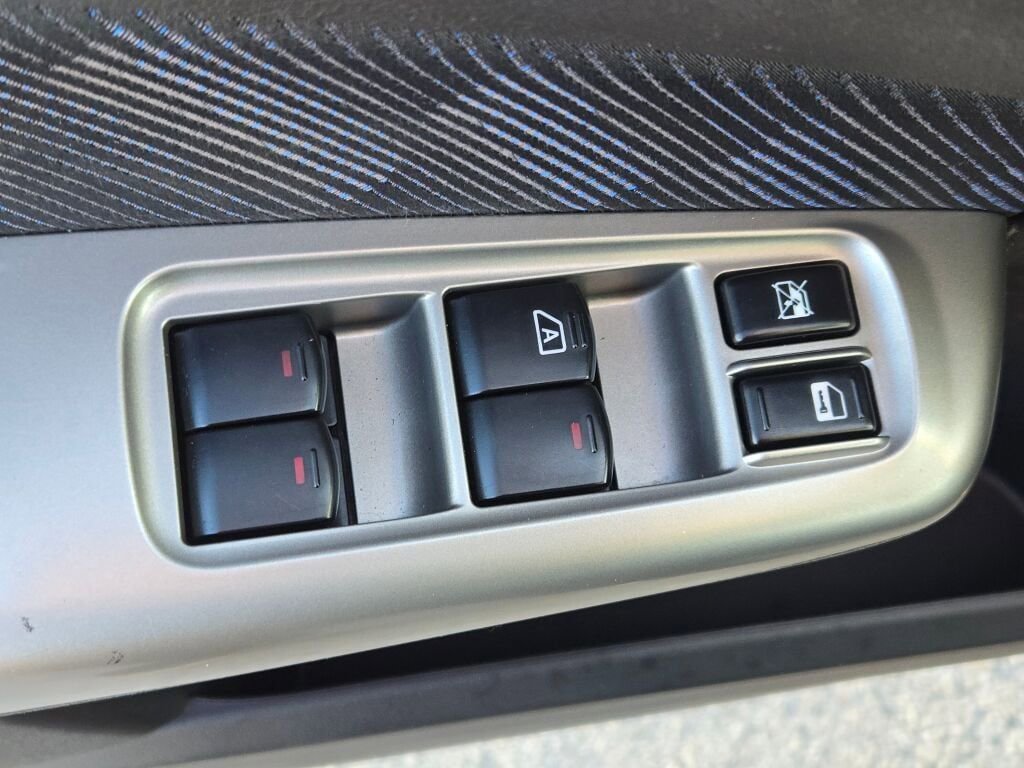 Used 2010 Subaru Forester 2.5X image 18