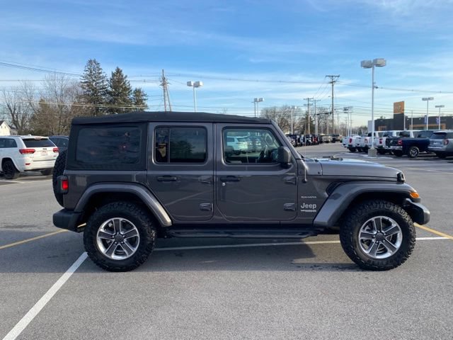 Used 2020 Jeep Wrangler Unlimited Sahara w/ Cold Weather Group AWD/4WD image 6