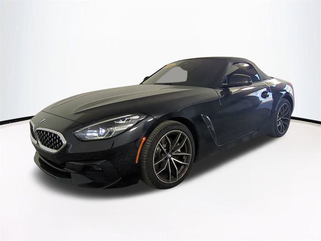 Used 2022 BMW Z4 sDrive30i w/ Driving Assistance Package image 9