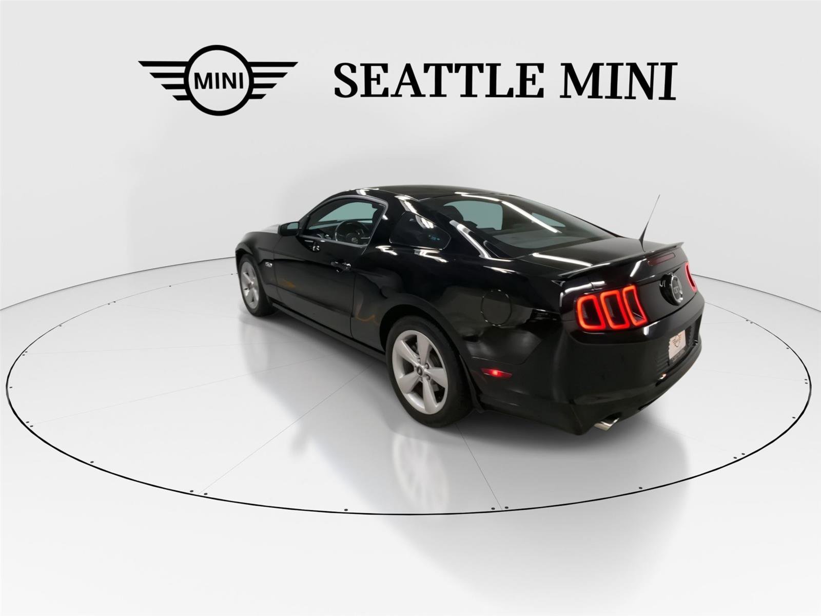 Used 2014 Ford Mustang GT w/ Equipment Group 301A RWD image 8
