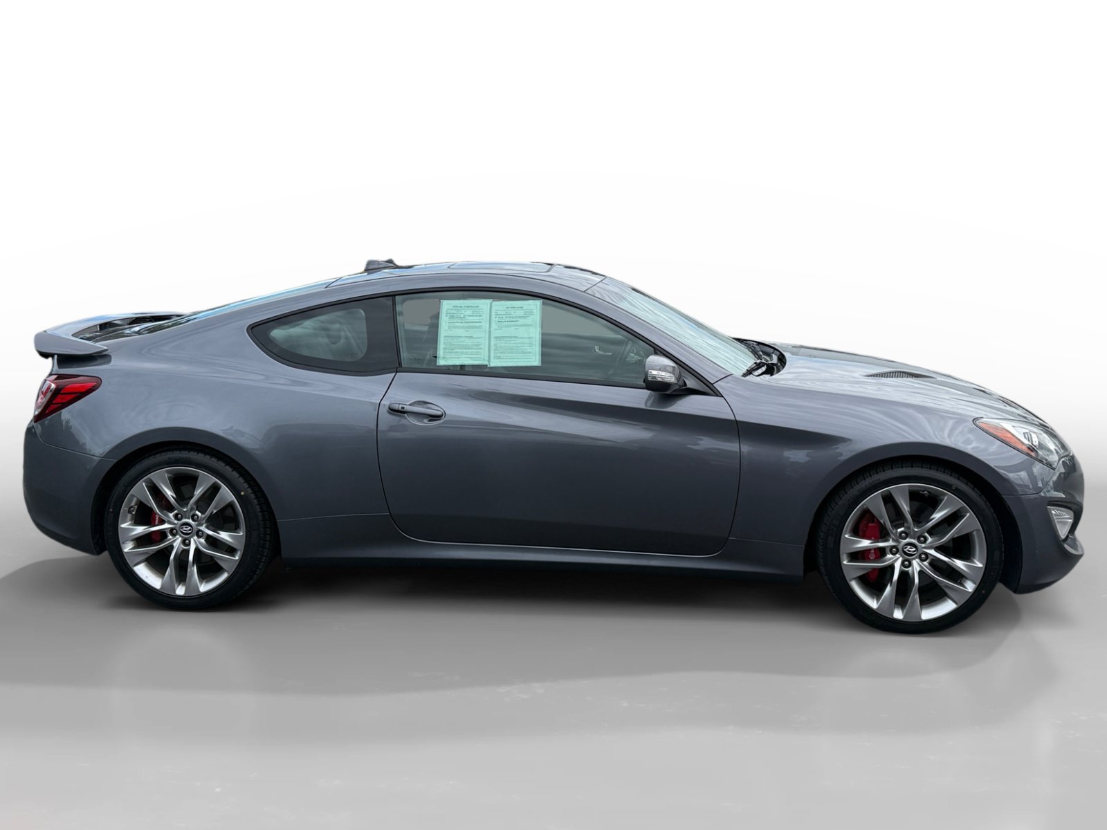 Used 2016 Hyundai Genesis Coupe 3.8 RWD image 6