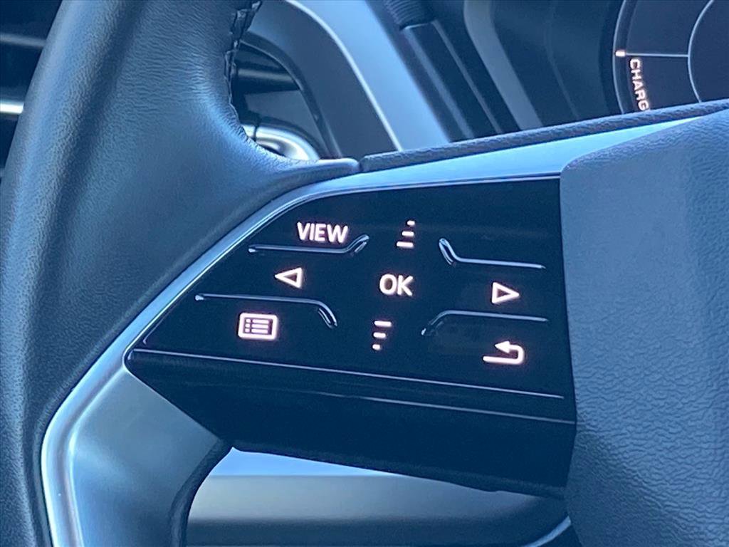 Used 2023 Audi Q4 e-tron Premium Plus w/ Premium Plus image 7