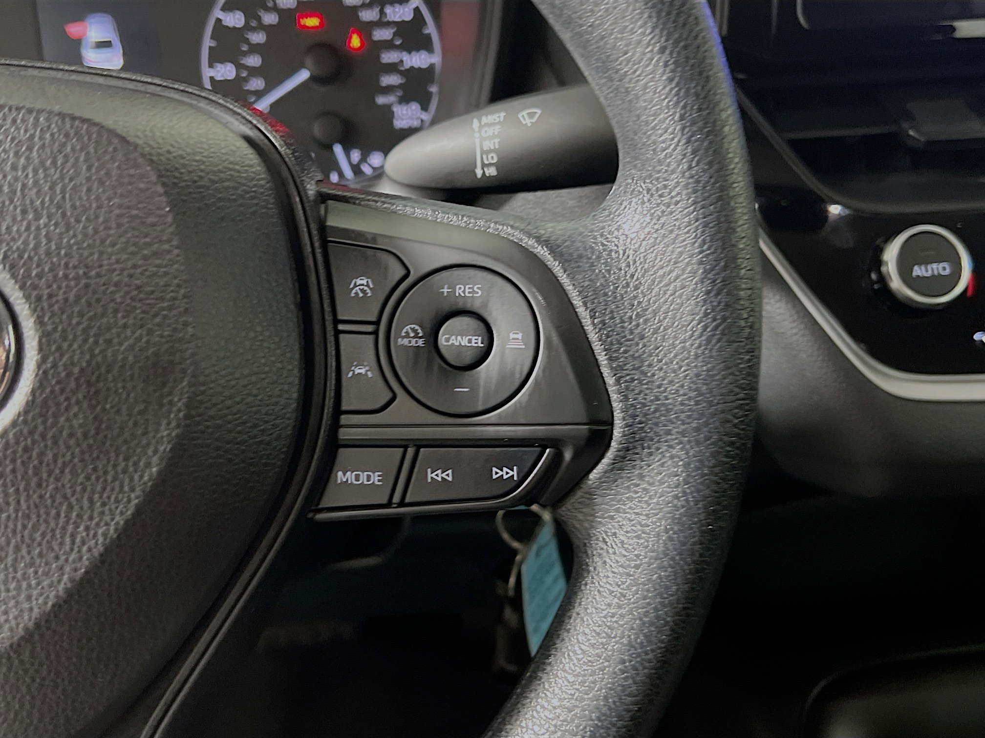 Used 2023 Toyota Corolla LE image 20