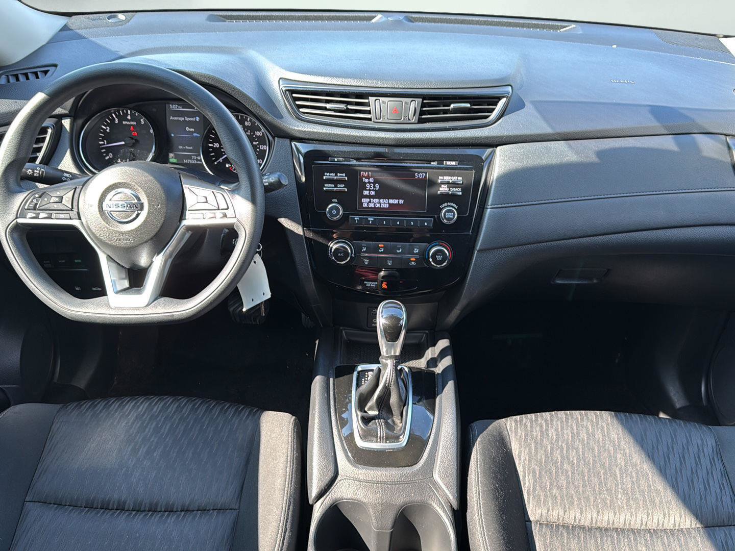 Used 2017 Nissan Rogue S AWD/4WD image 21