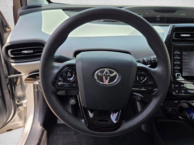 Used 2022 Toyota Prius LE FWD image 11