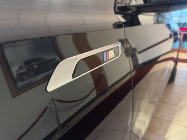 Used 2025 BMW i7 xDrive60 AWD/4WD image 10
