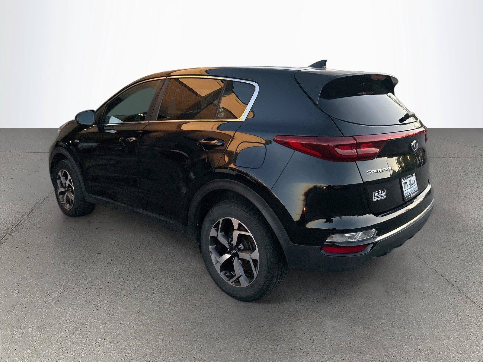Used 2020 Kia Sportage LX AWD/4WD image 6