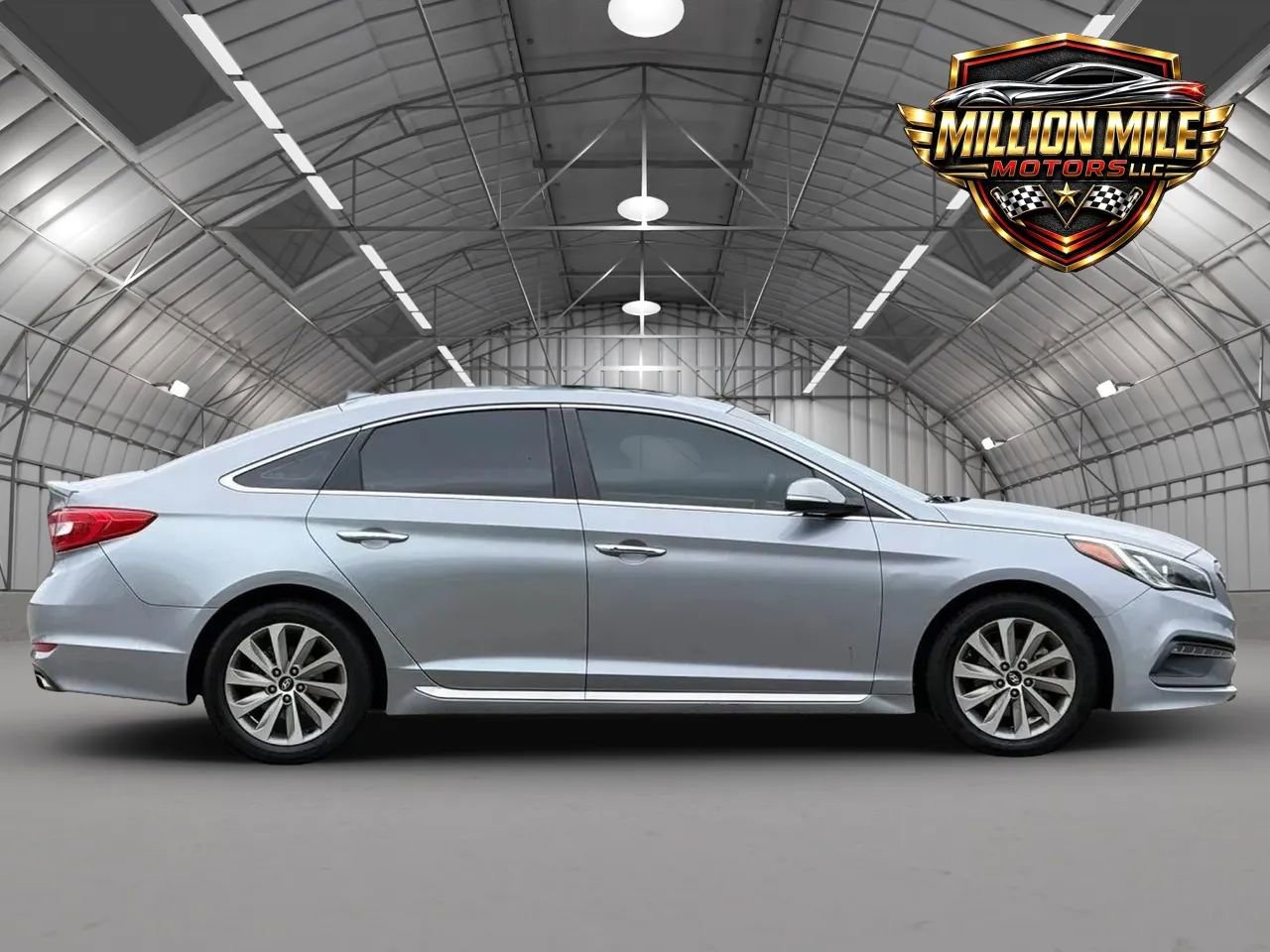 Used 2016 Hyundai Sonata Sport w/ Option Group 1V FWD image 7