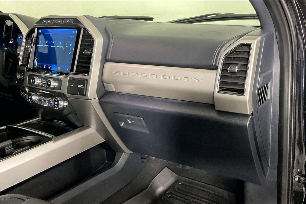 Used 2022 Ford F250 Lariat w/ Tremor Off-Road Package AWD/4WD image 19