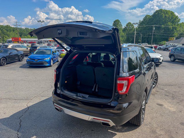 Used 2017 Ford Explorer Platinum AWD/4WD image 18