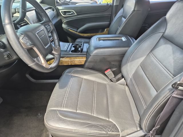 Used 2017 GMC Yukon XL Denali RWD image 11