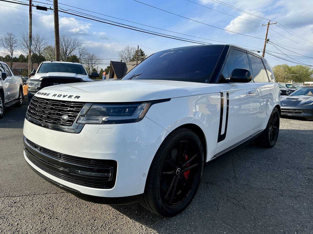 Used 2023 Land Rover Range Rover SE AWD/4WD image 4
