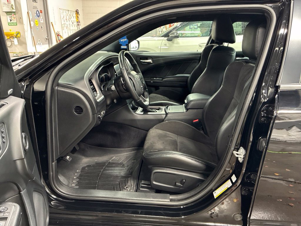 Used 2022 Dodge Charger GT w/ Plus Group AWD/4WD image 10