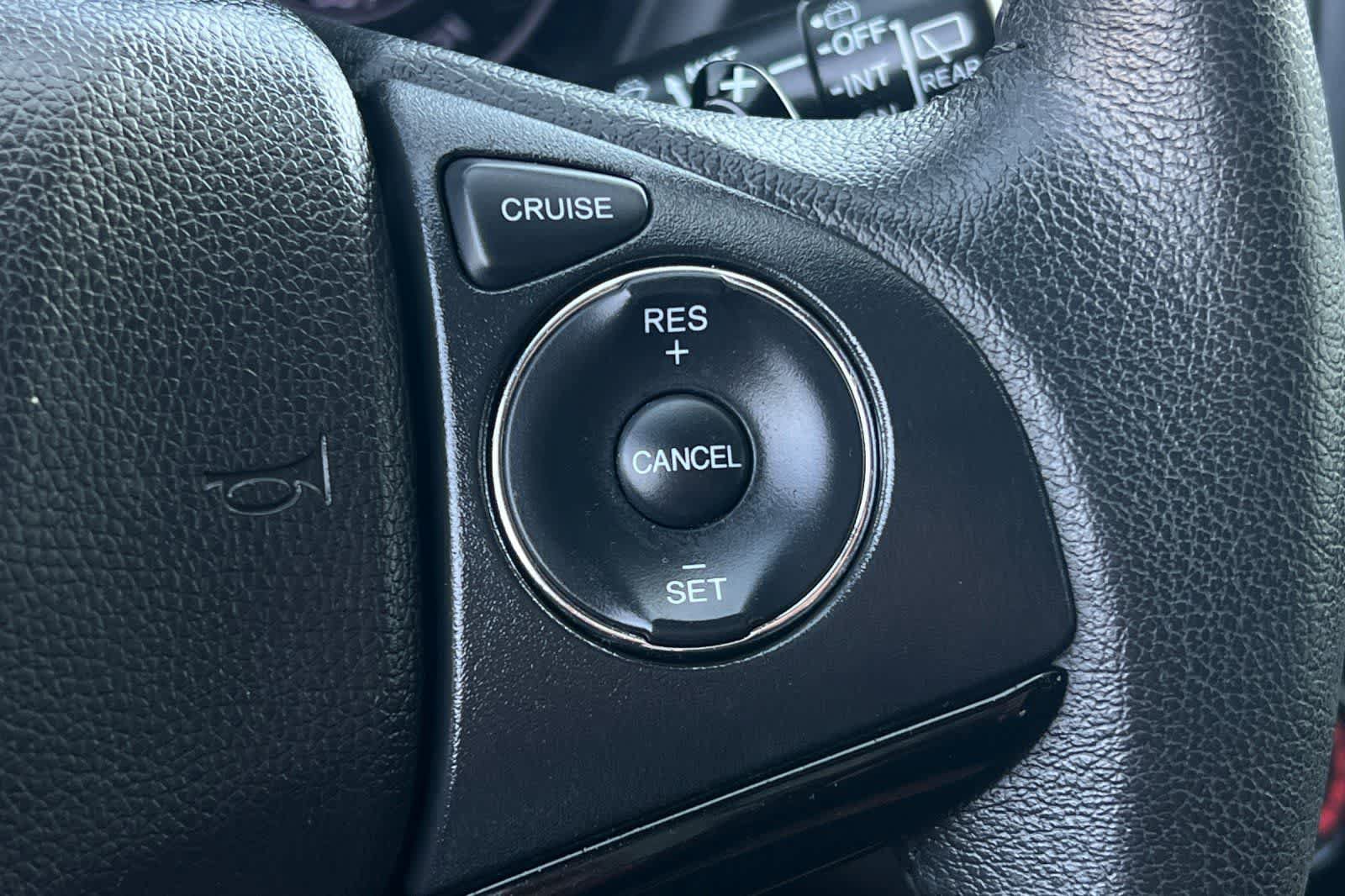 Used 2022 Honda HR-V Sport image 28